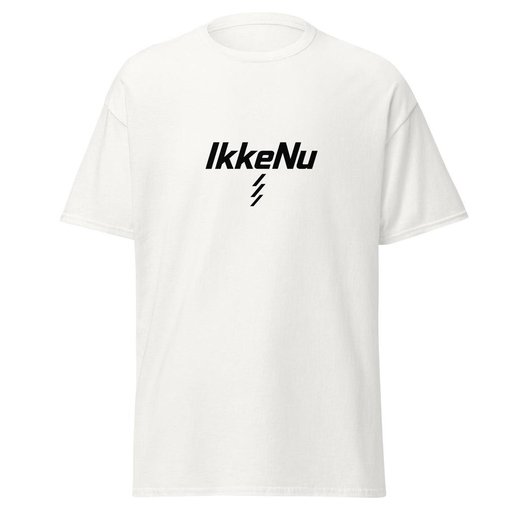 Hvid t-shirt med IkkeNu-logo på fronten — IkkeNu