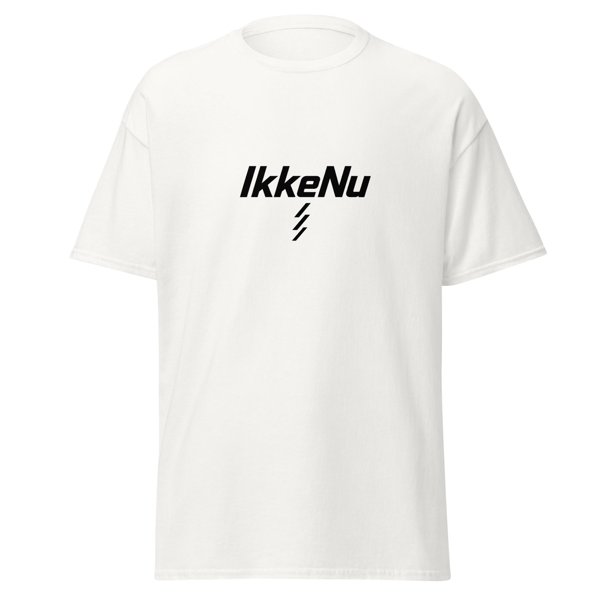 Hvid t-shirt med IkkeNu-logo på fronten — IkkeNu